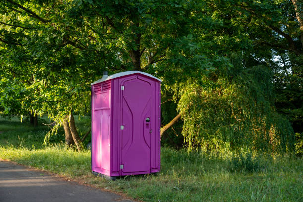 Best Temporary restroom rental  in Austintown, OH